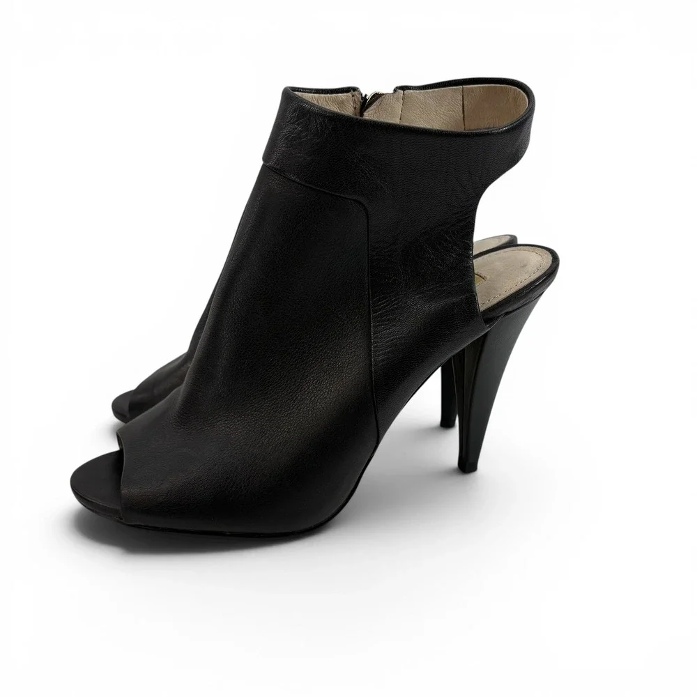 Louise et Cie Black Leather Peep Toe‎ Slingback Booties Gold Zip Heels 6.5M